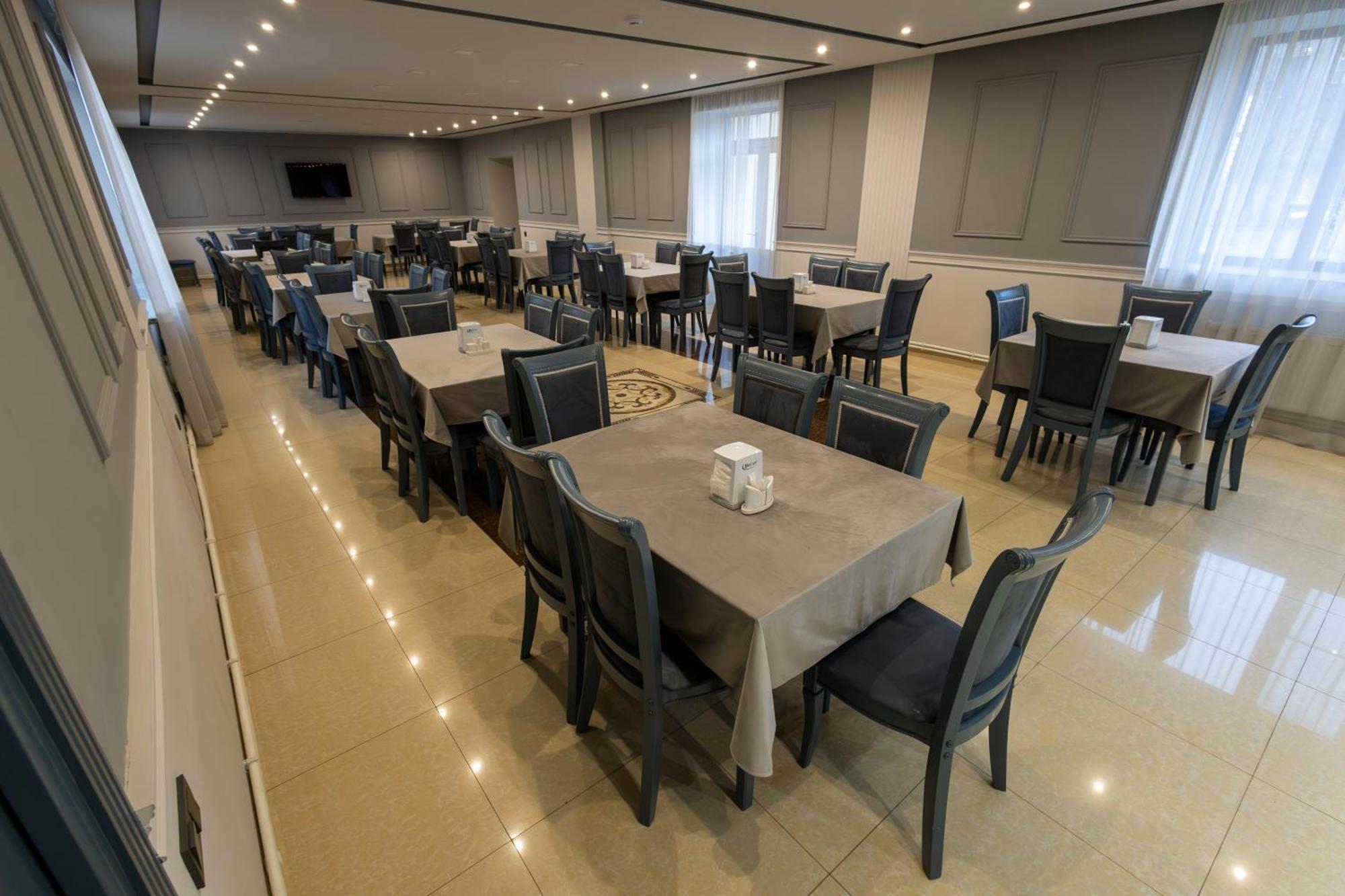 Gyumri Hotel エクステリア 写真